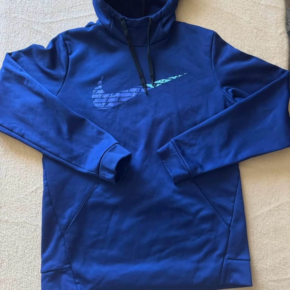 Nike Men's Blue Hoodie